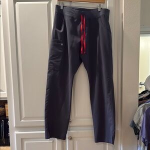 Kade Figs bottoms